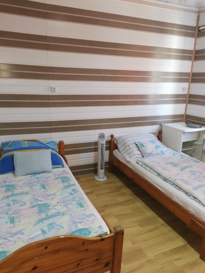 Edit Vendeghaz Tiszaújváros Oda fotoğraf