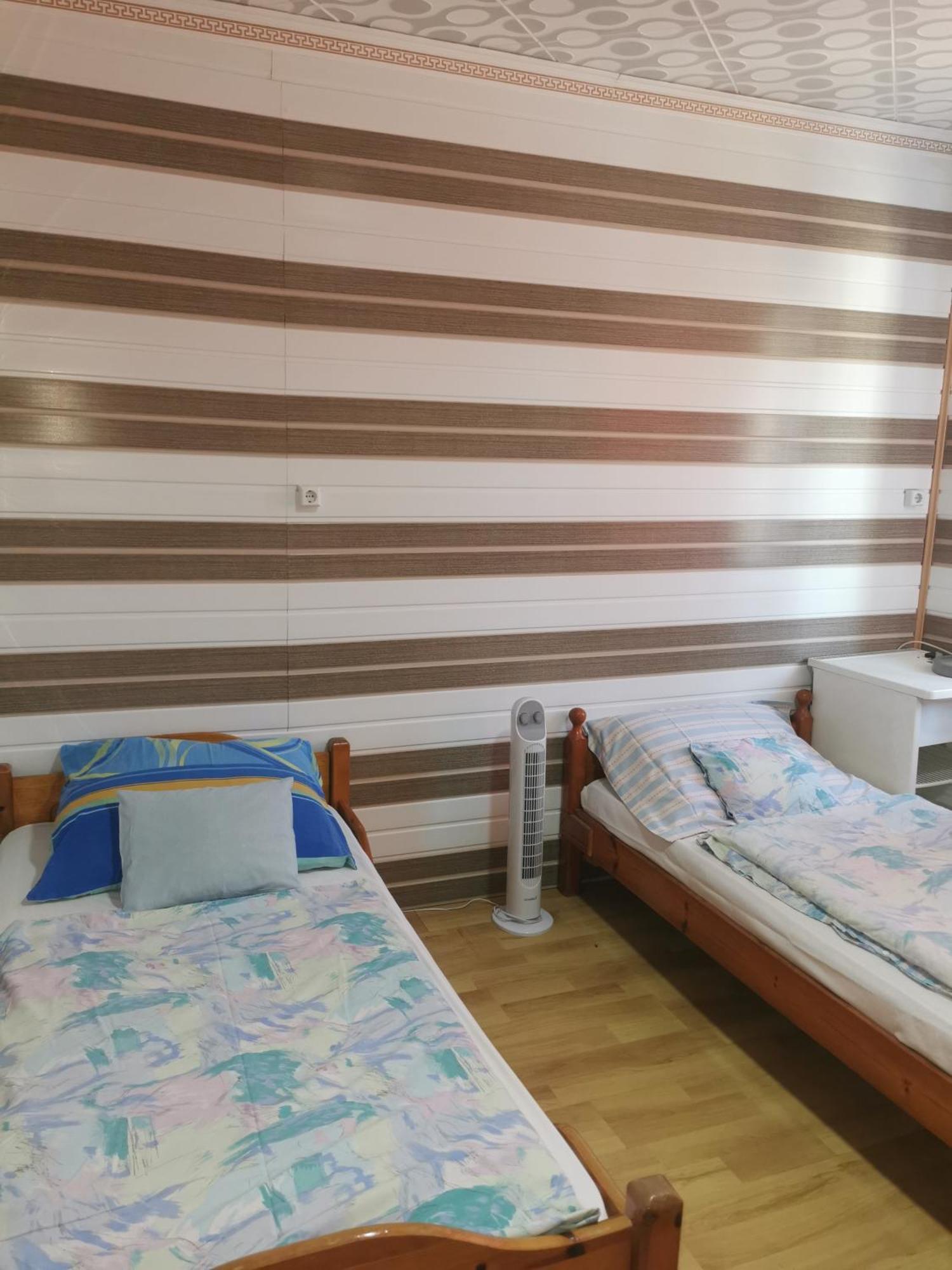 Edit Vendeghaz Tiszaújváros Oda fotoğraf